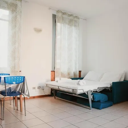 Cozy Retreat In Plinio Street * Milano